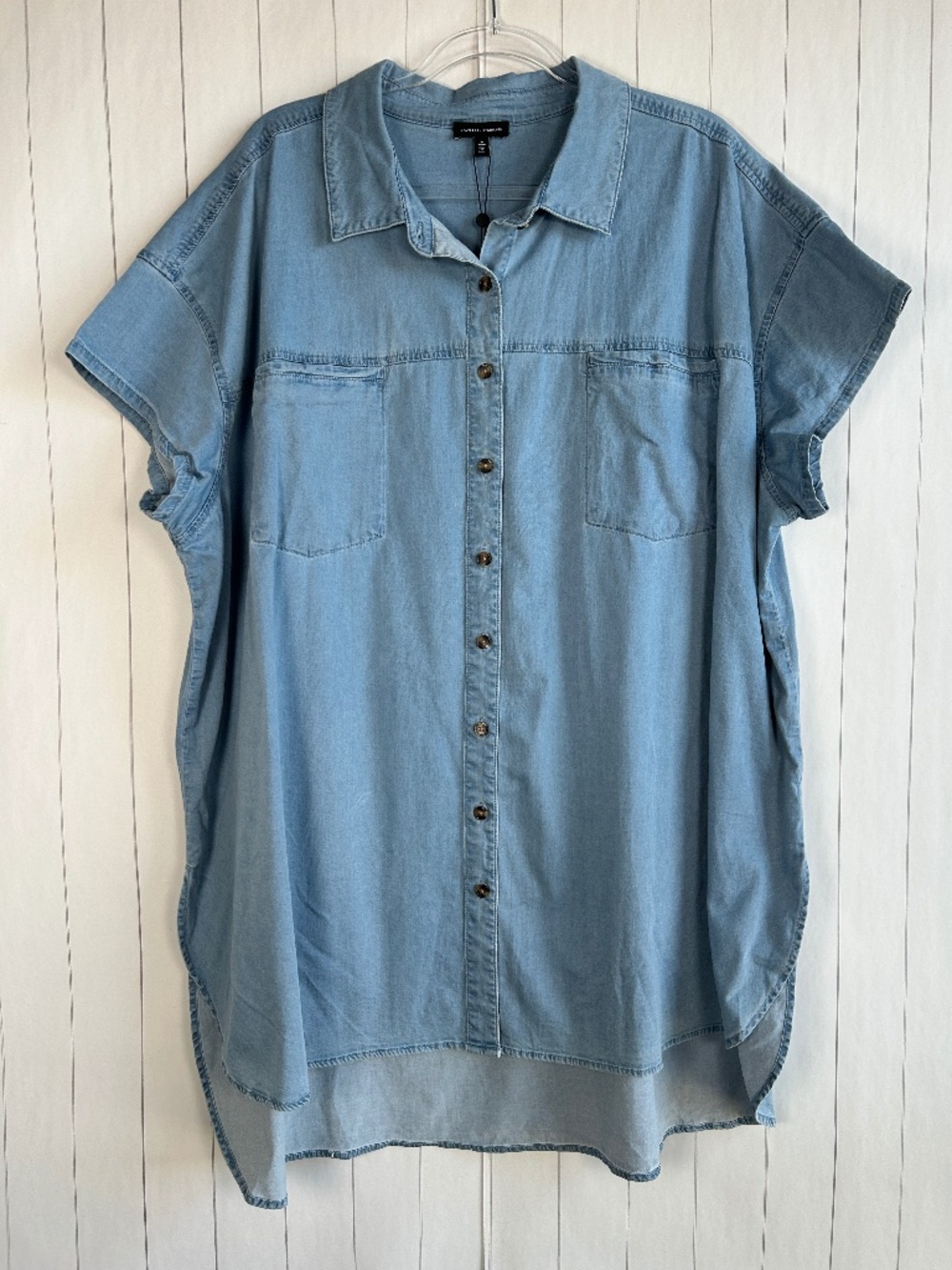 Universal Standard size L 22/24 short sleeve tunic top chambray blue button up
